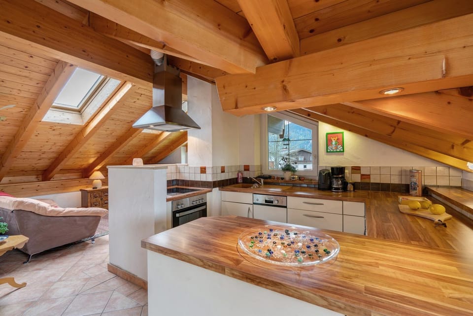 Property building, Kitchen or kitchenette, Living room