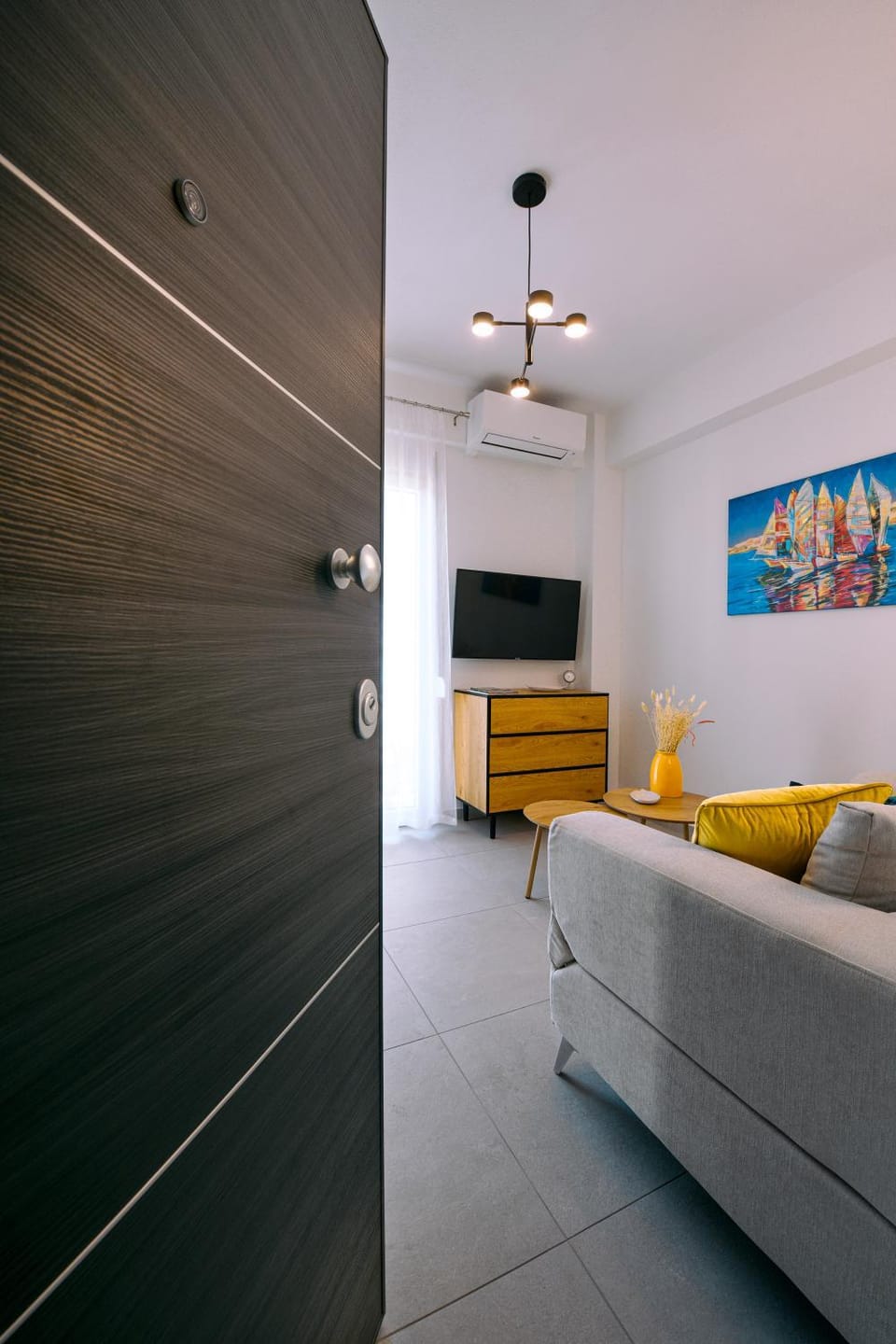 Communal lounge/ TV room, TV and multimedia, Living room, Seating area