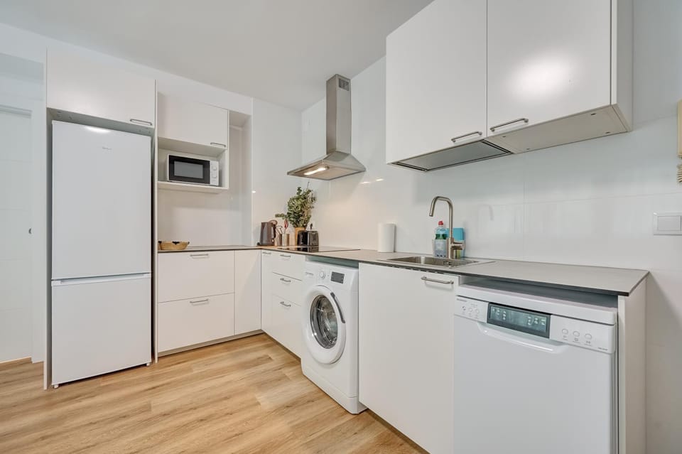 Kitchen or kitchenette
