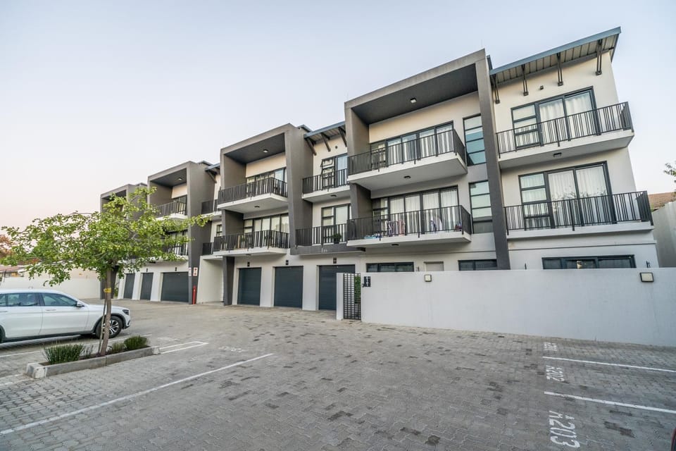 THE ADDRESS - B101 Houghton Apartment in Johannesburg