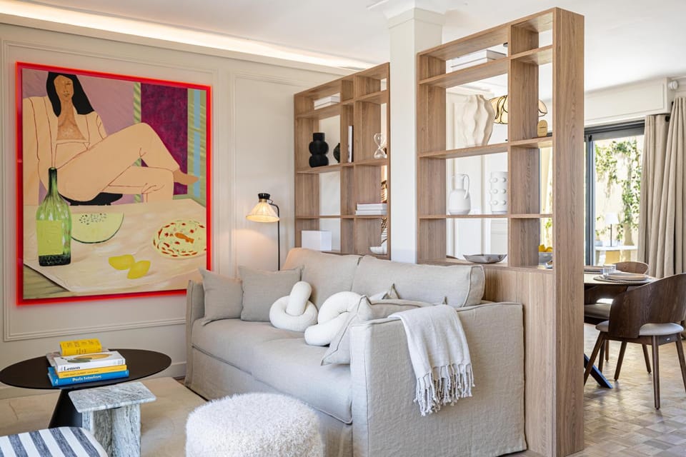 Living room, Seating area