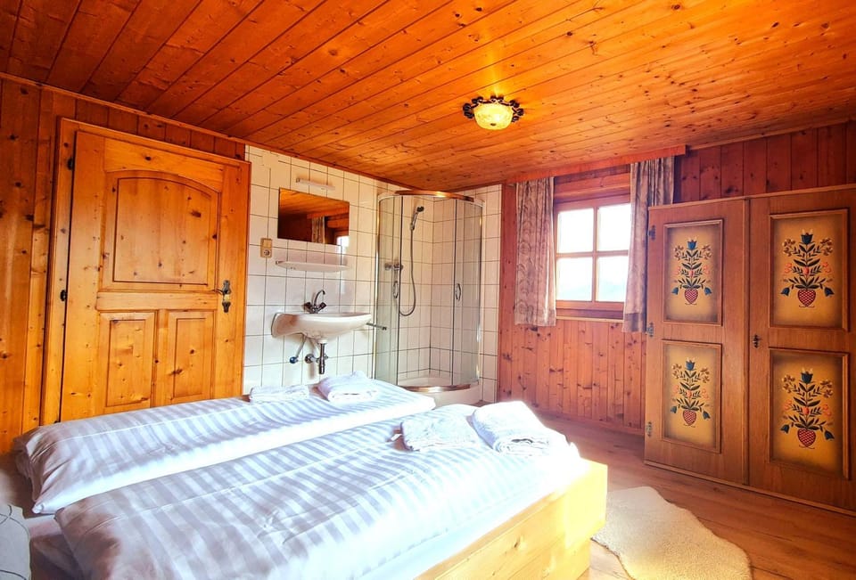 Bed, Photo of the whole room, Bedroom, towels, wardrobe