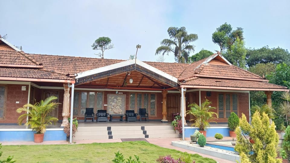 Facade/entrance, Garden, Lobby or reception