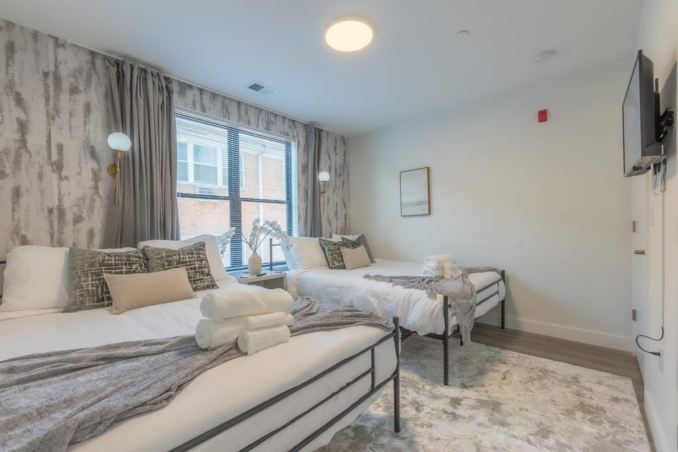 TV and multimedia, Photo of the whole room, Bedroom, towels