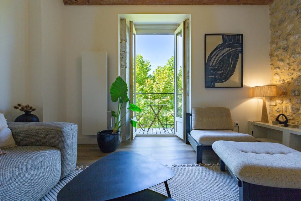Property building, Living room
