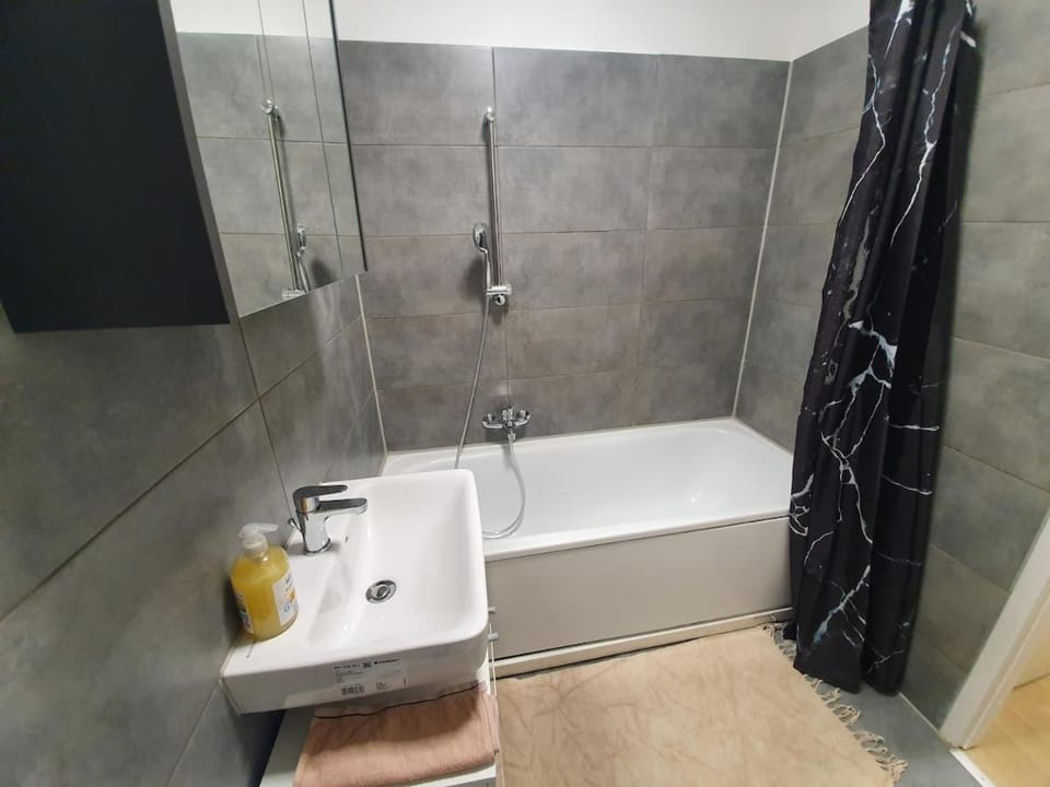 Offenbach Frankfurt Cosy 2 Room Apartment 4 people Apartment in Offenbach