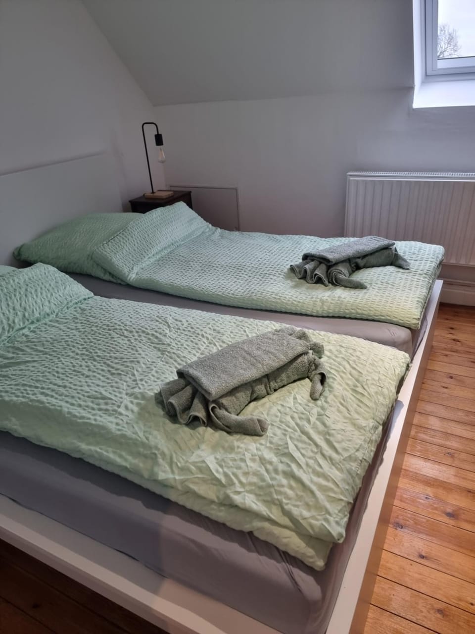 Bed, TV and multimedia, Photo of the whole room, Bedroom, wardrobe