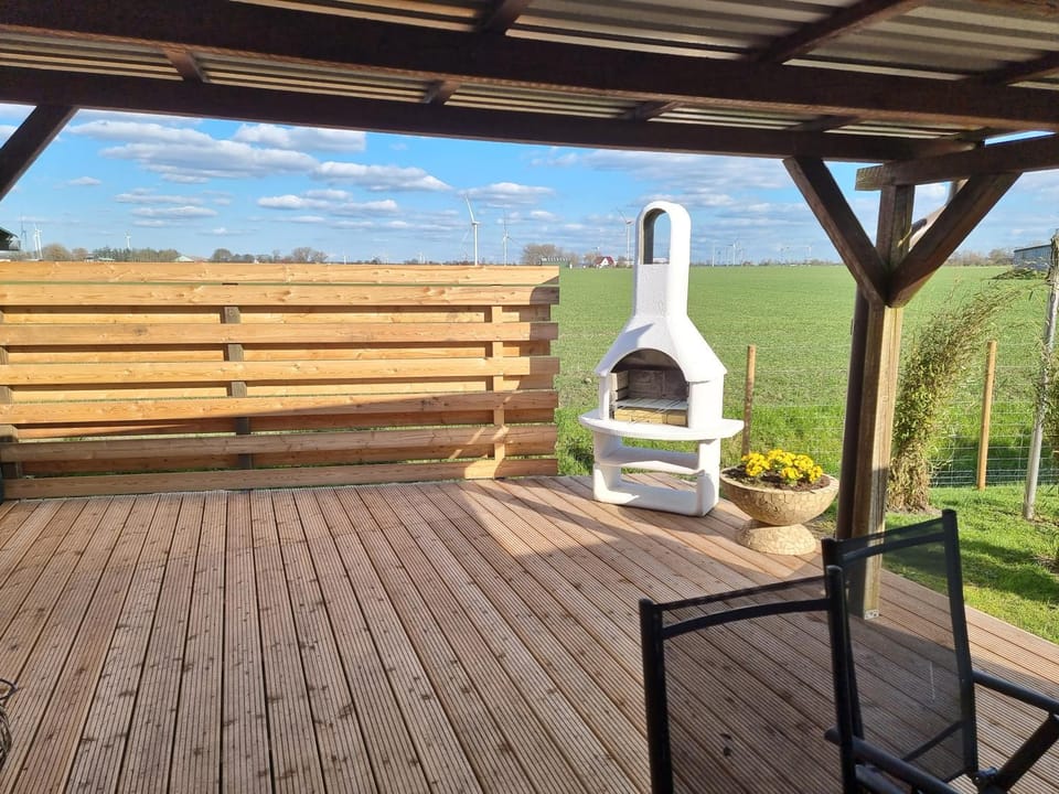 BBQ facilities, Garden, Balcony/Terrace, Seating area