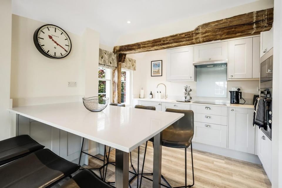 Beautiful 3 bedroom cottage close to Goodwood ! House in Scotland