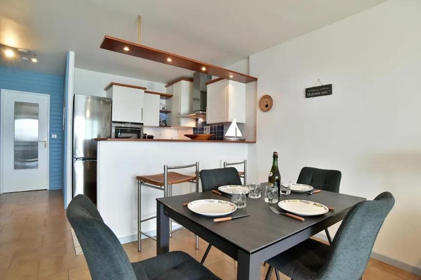Le grand jardin Apartment in St-Malo