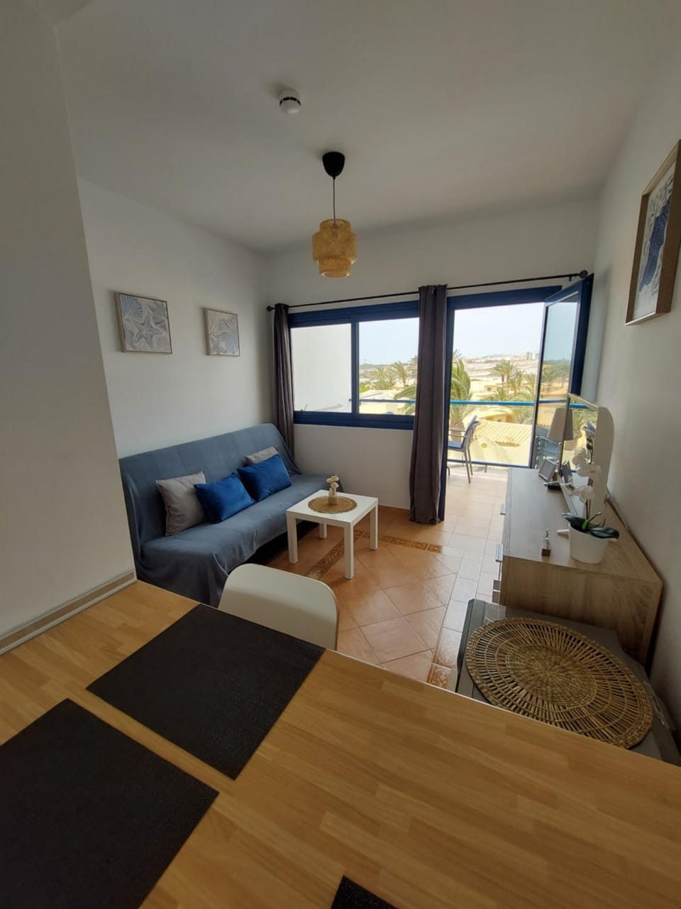 View (from property/room), Living room, Photo of the whole room, Seating area, Dining area