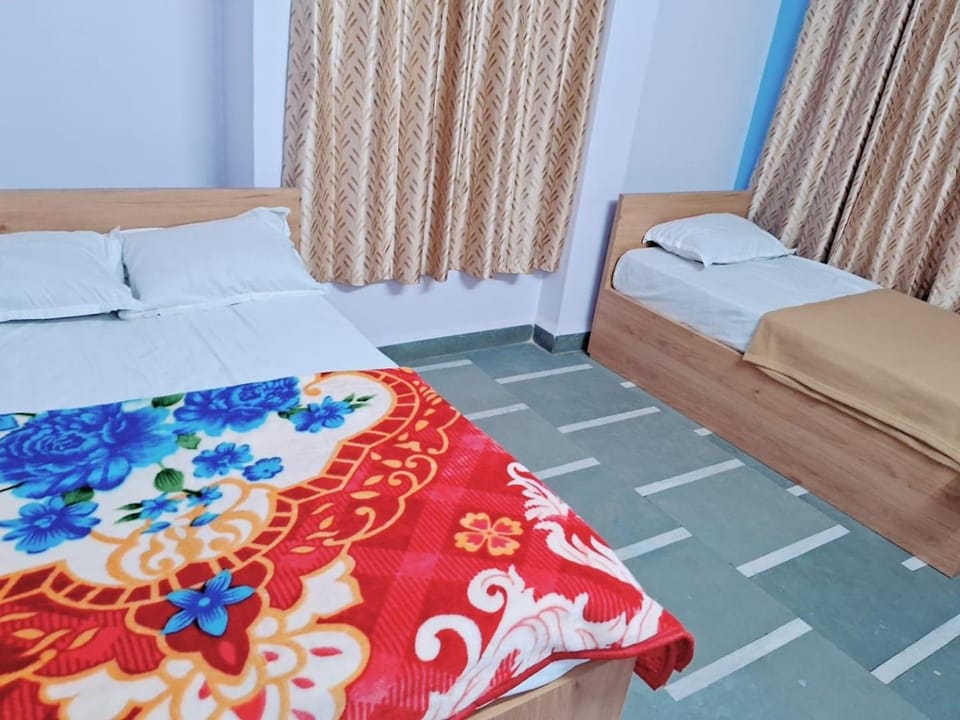 Bed, Photo of the whole room