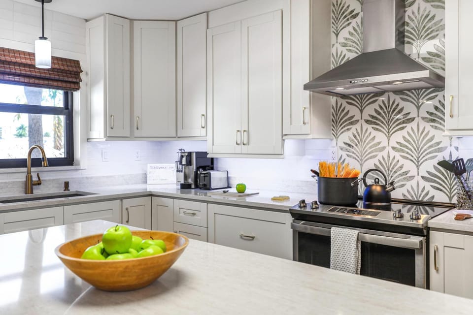 Unique two-story cabana condo located in Anglers Cove House in Marco Island