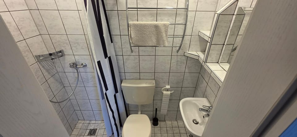 Bathroom, Living room