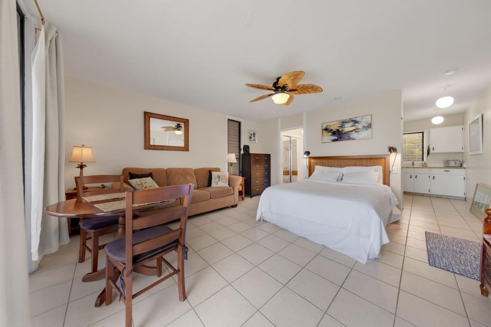 Big Island Kona Bali Kai 168 by Coldwell Banker Island Vacations Apartment in Holualoa