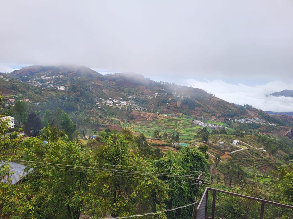 Glen Mist, Mesmerizing Valley View Homestay, Kodai Villa in Kodaikanal