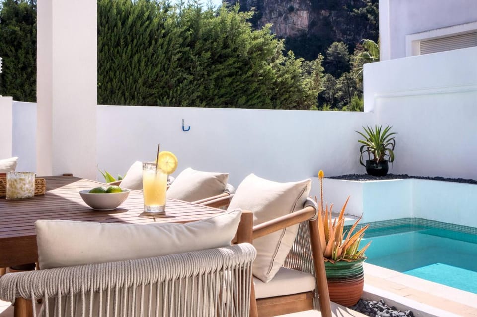 Casa Limon Benahavis with private pool House in Costa del Sol