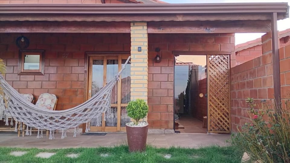 Casa Mairinque São Roque Pq Aquático House in State of São Paulo
