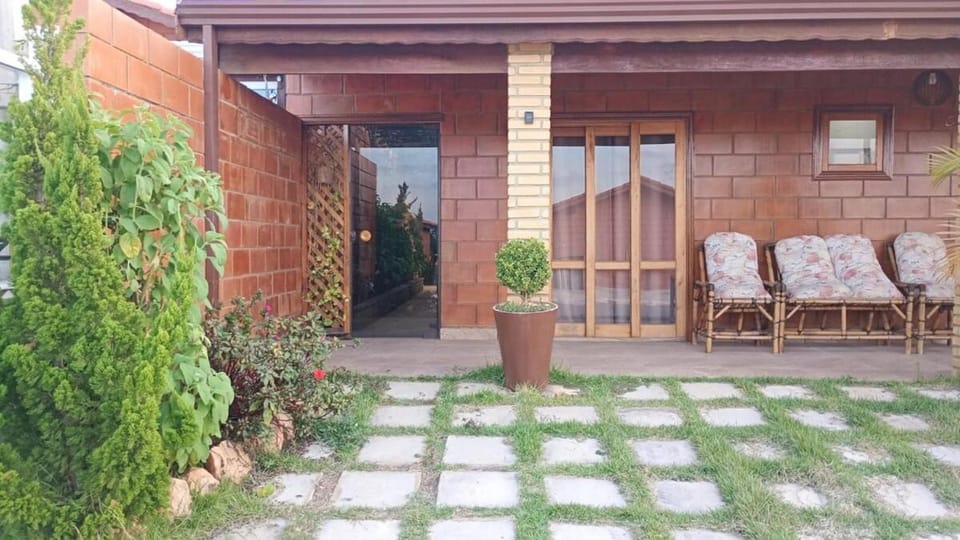 Casa Mairinque São Roque Pq Aquático House in State of São Paulo