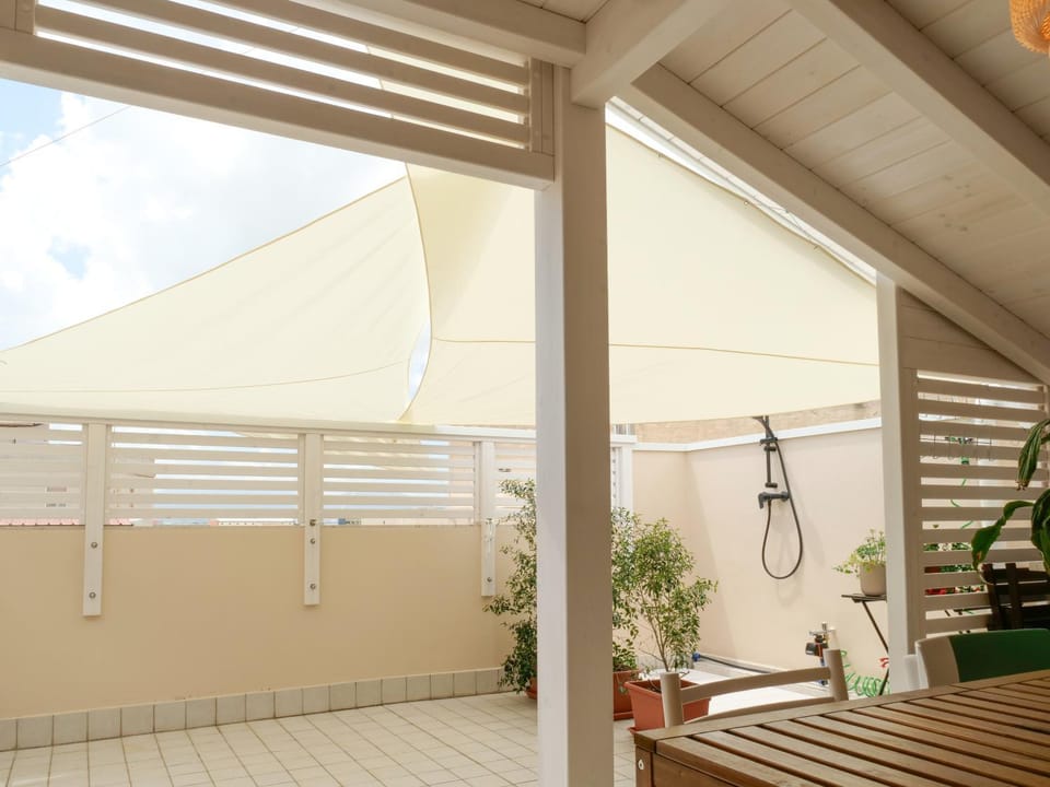 View (from property/room), Balcony/Terrace