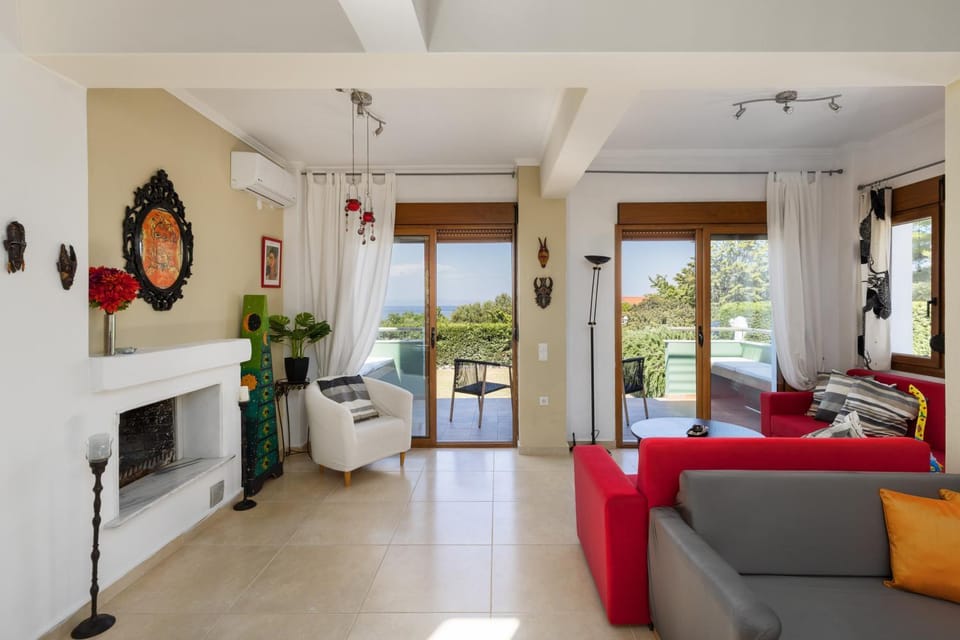 Living room, Seating area