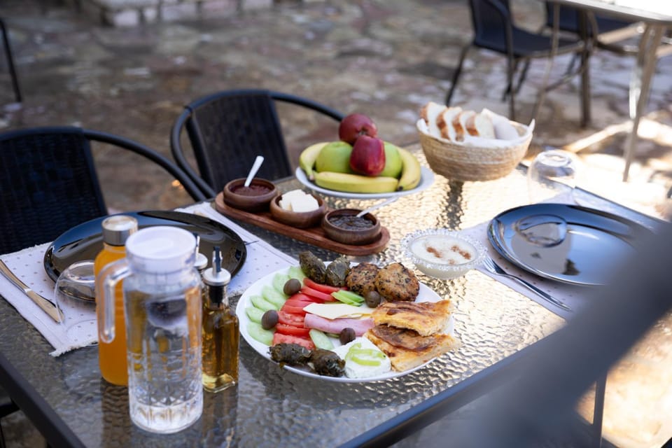 Food and drinks, Food, Breakfast, Continental breakfast, Drinks