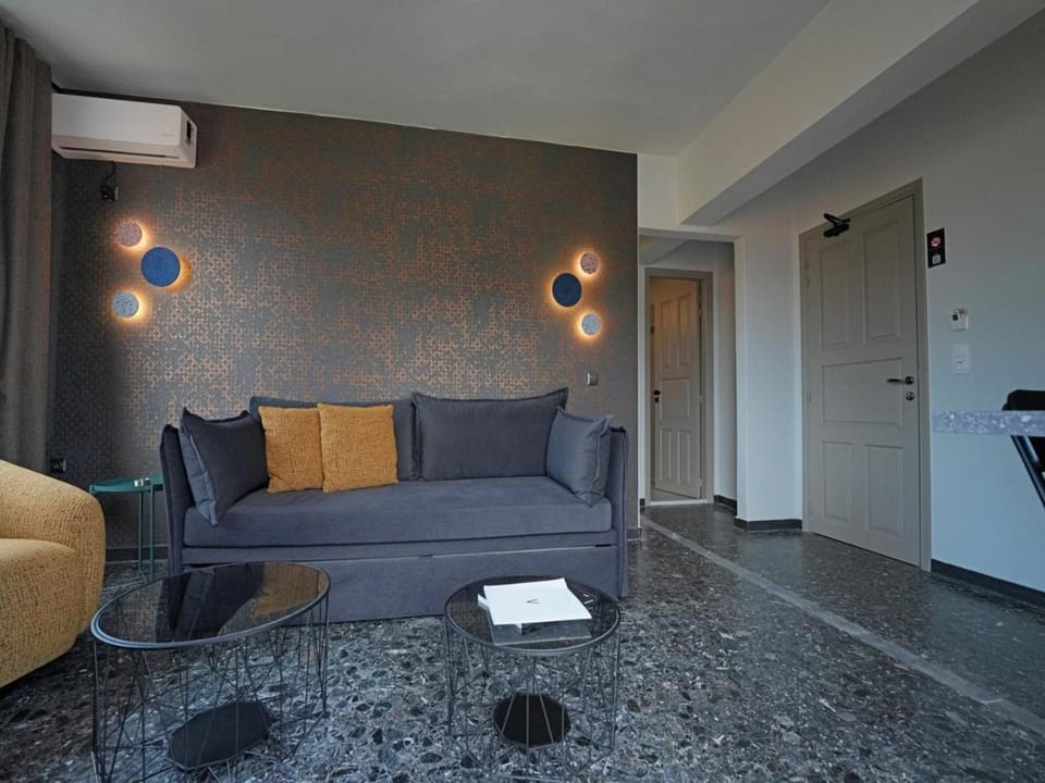 Living room, Seating area, air conditioner