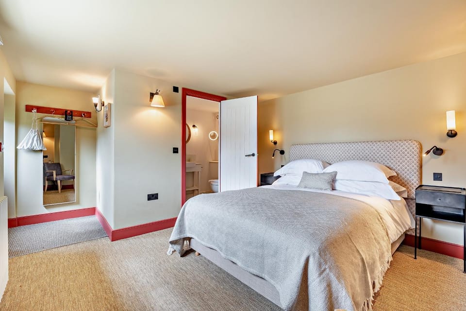 Bathroom, Bedroom