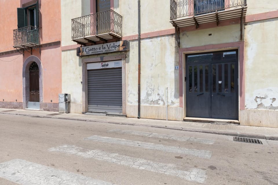 Le Residenze In Piazza Apartment in Bosa