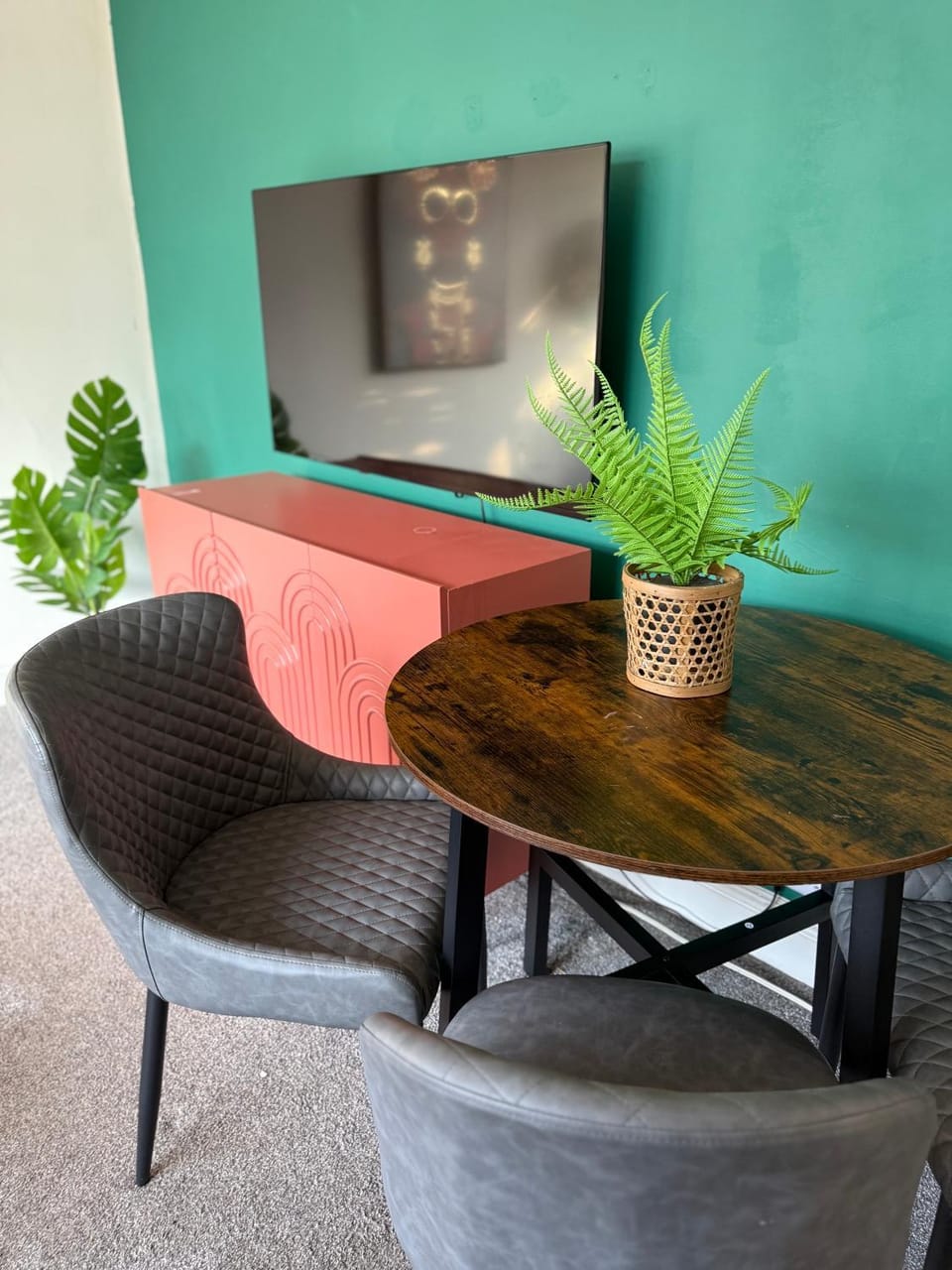 TV and multimedia, Living room
