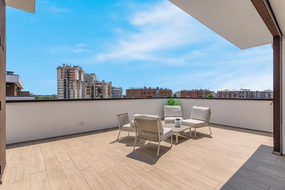 Patio, Day, View (from property/room), Balcony/Terrace, Living room, Seating area