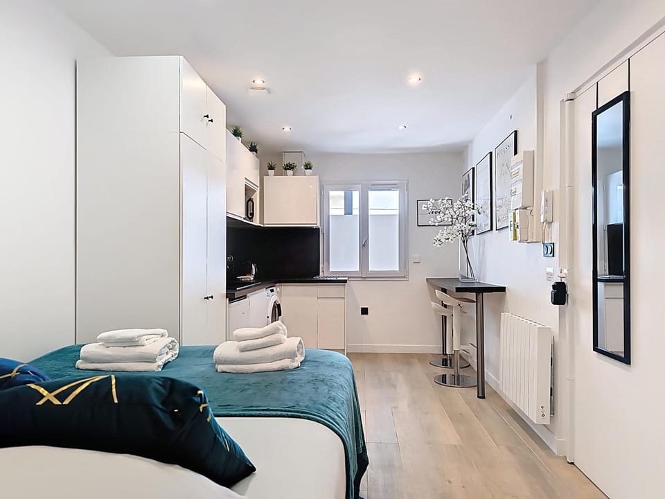 Suite Peace & Love - Appartement central Apartment hotel in Île-de-France