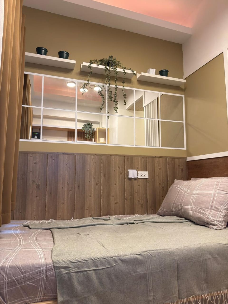 Bachelor's Crib-1 Alabang Bed and Breakfast in Muntinlupa