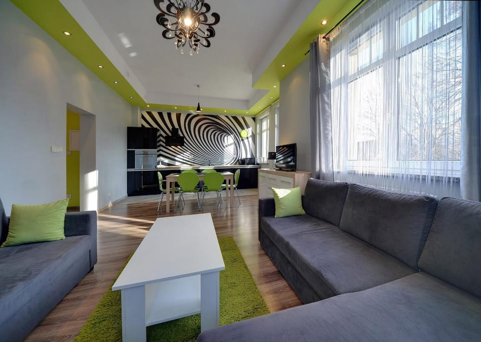Apartament Glamour , przestronny, komfortowy, blisko szlaków Apartment in Lower Silesian Voivodeship
