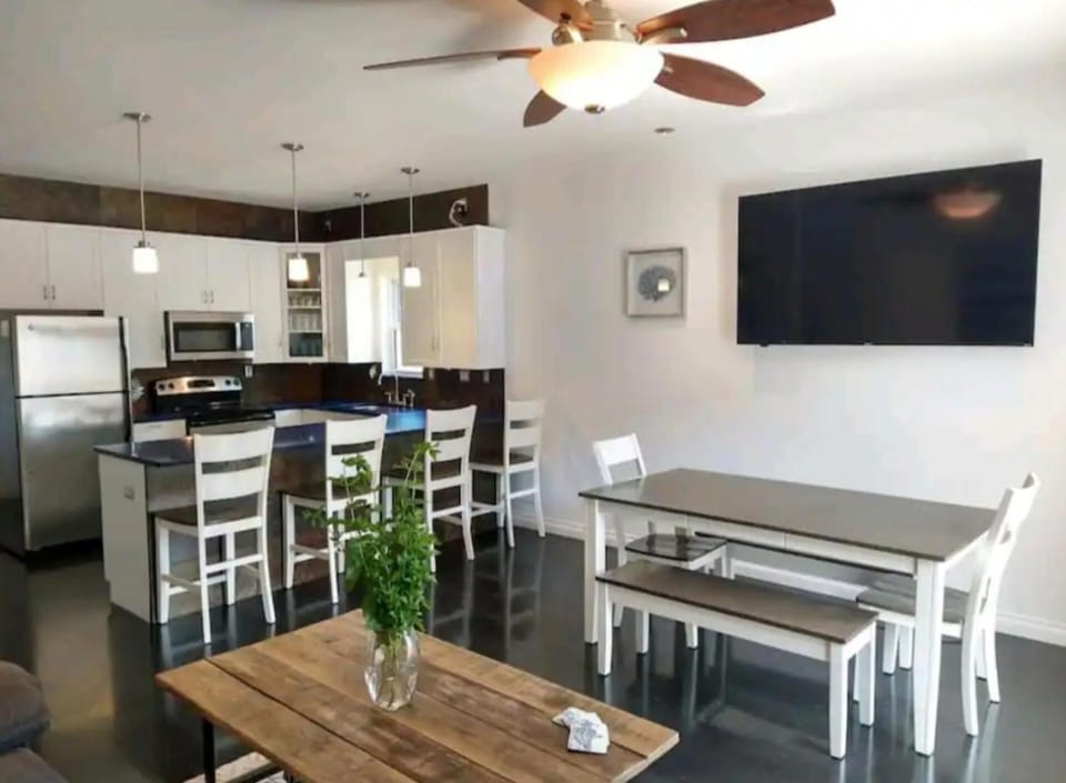 Vista Villa - 3 Bedrooms with Roof Top Deck! House in Atlantic City