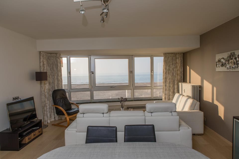 LECOMTE - Estran 123 Apartment in Ostend