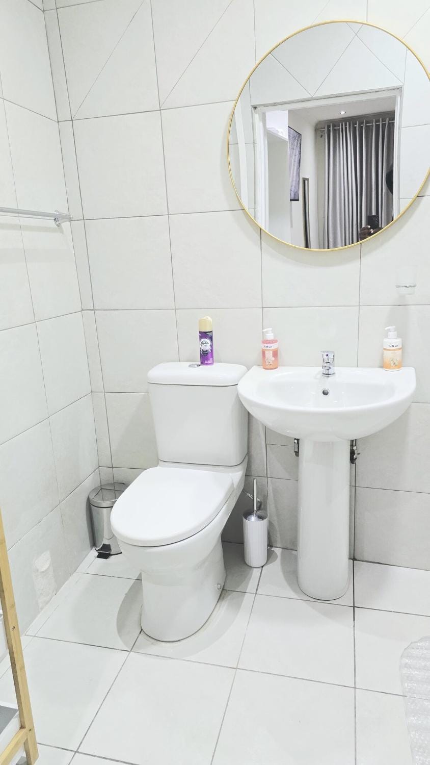 Toilet, Bathroom