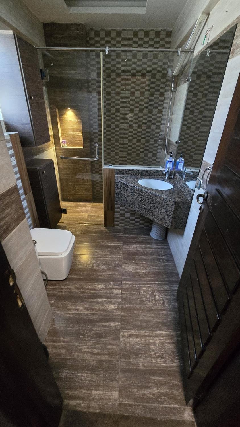 3 bedroom luxury furnished apartment in central Karachi Apartment in Karachi