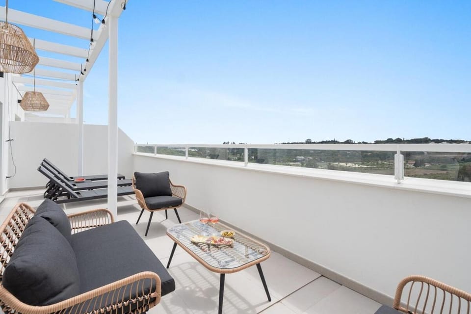 Amazing 3 bedroom Penthouse Great views RDR482 Apartment in Costa del Sol