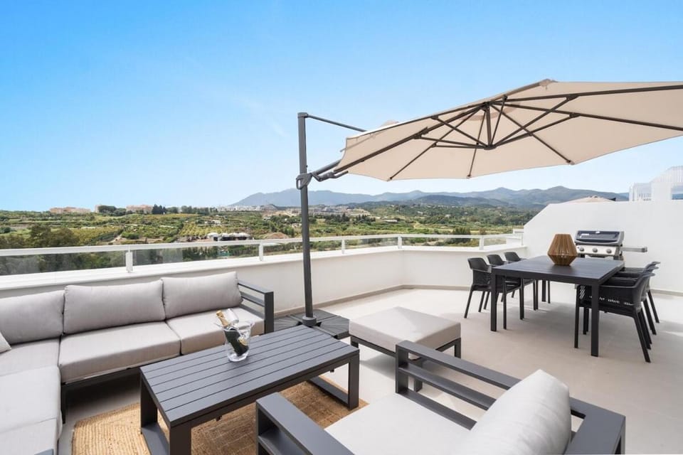 Amazing 3 bedroom Penthouse Great views RDR482 Apartment in Costa del Sol