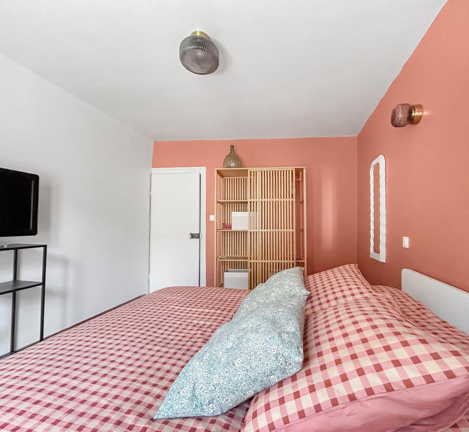 Bed, Bedroom, wardrobe