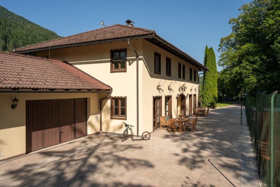 Property building, Balcony/Terrace