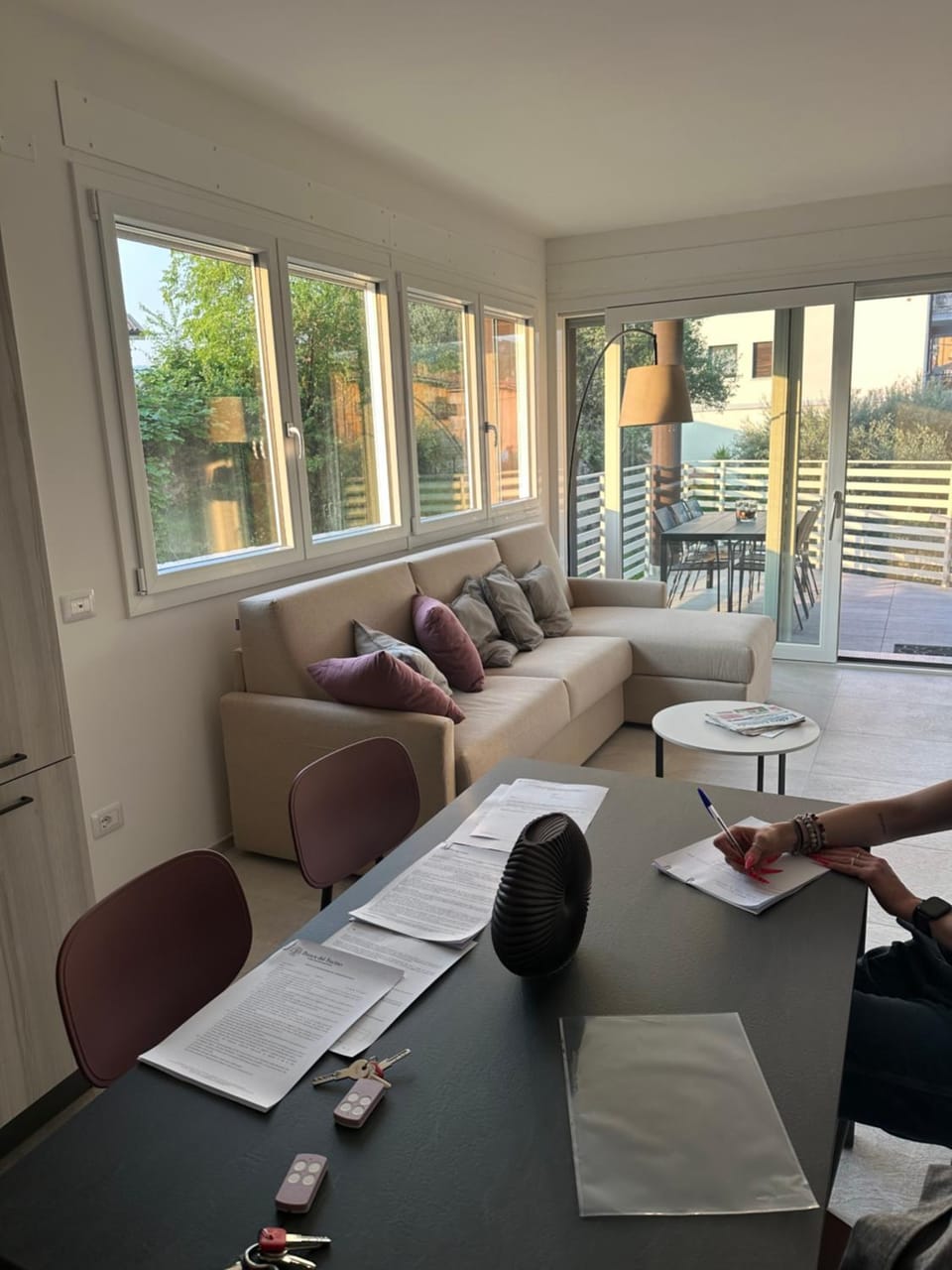 Living room, Seating area, Dining area