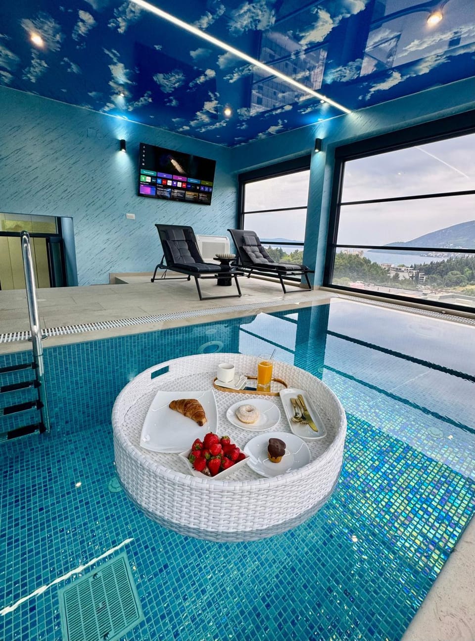 S-Penthouse Apartment in Montenegro