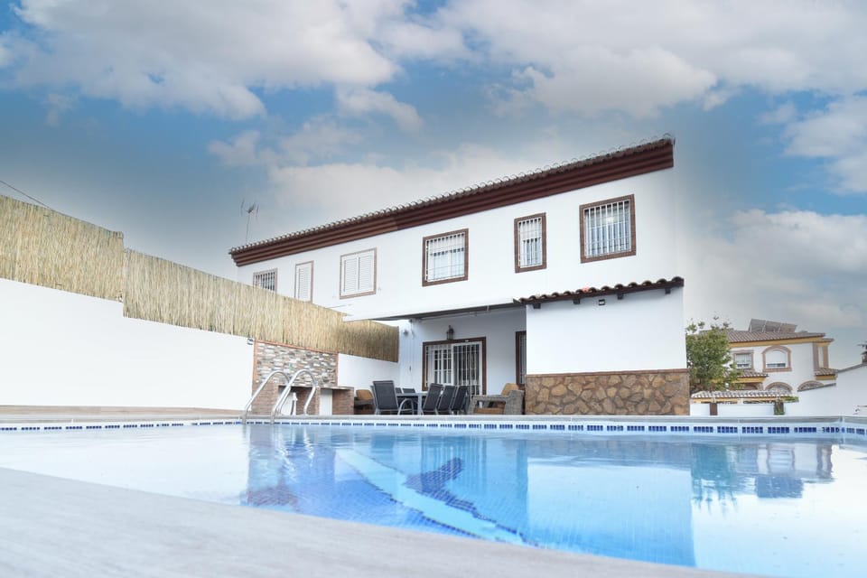 Alojamiento El León 2 House in Andalusia