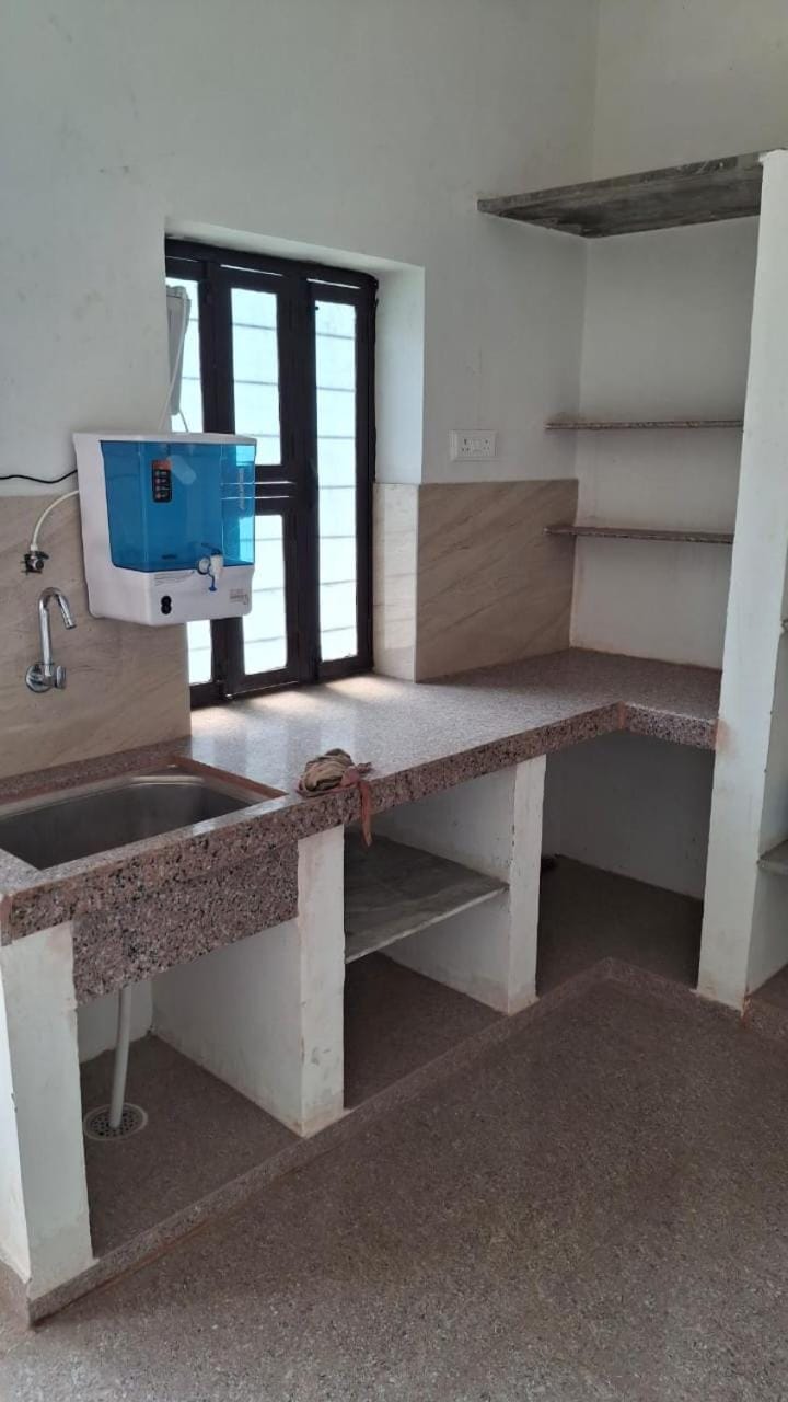 Guest House with 1 room with kitchen counter Bed and Breakfast in Jaipur