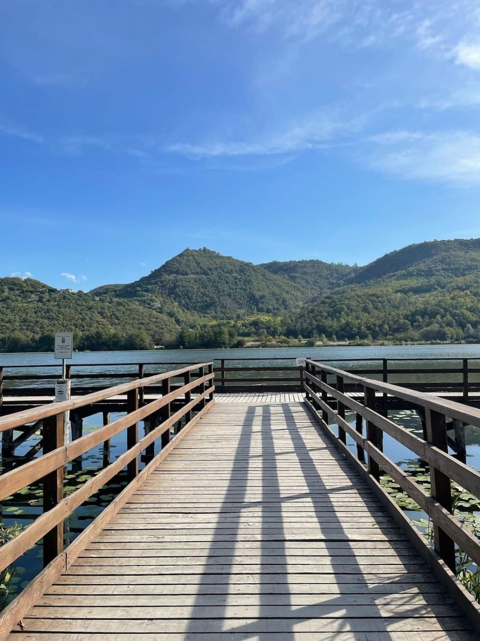 Nearby landmark, Natural landscape, Lake view