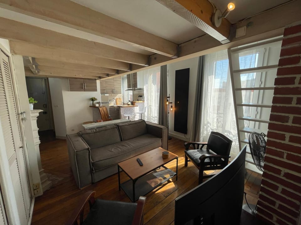 Superbe mini-duplex Apartment in Paris