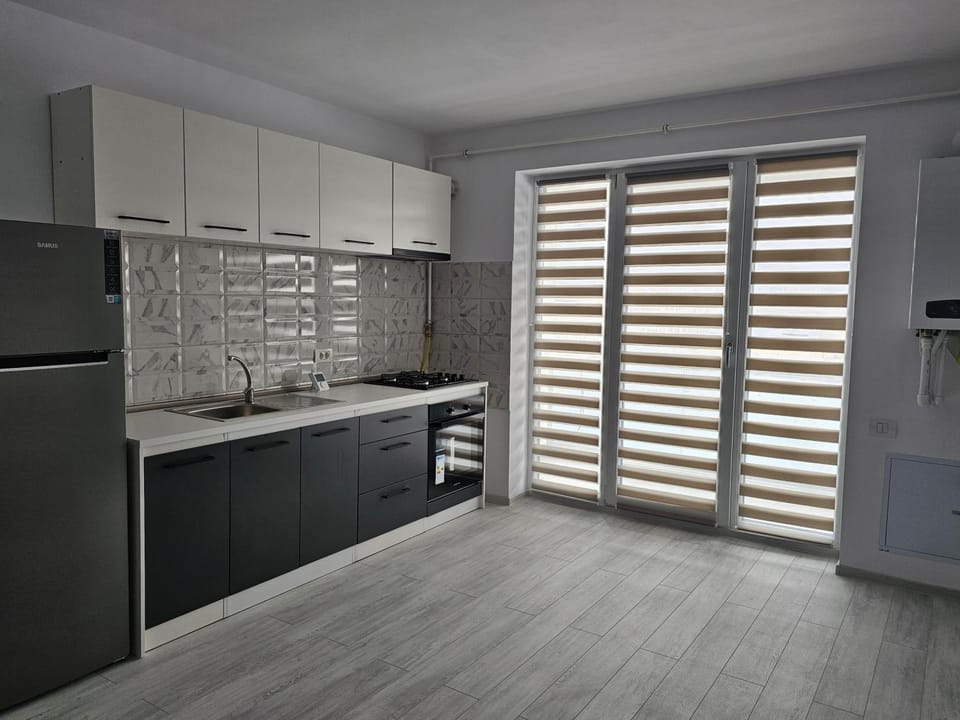 Kitchen or kitchenette, oven, stove