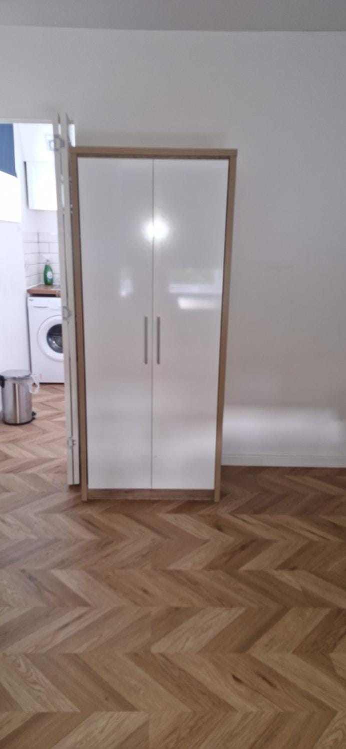 Uxbridge Studio Flat Apartment in Uxbridge